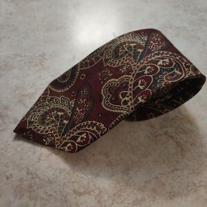 Michael David Men's 100% Silk  Necktie Paisley Maroon, Blue & White